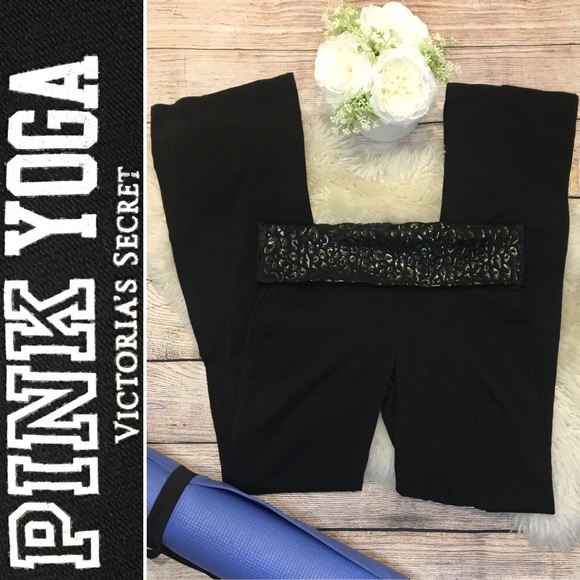 PINK Victoria's Secret Pants - PINK Victoria’s Secret Leopard Print Yoga Pants